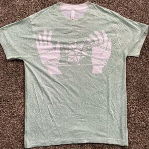 Kurt Vonnegut t-shit Cat’s Cradle Litograph t-shirt medium. Green text on white.
